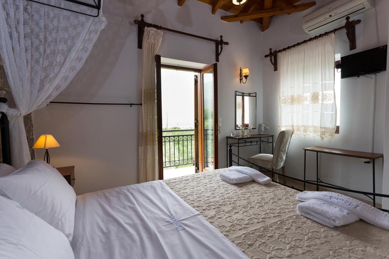 Pleiades Seaside Residences In Mani Agios Nikolaos  Pokoj fotografie
