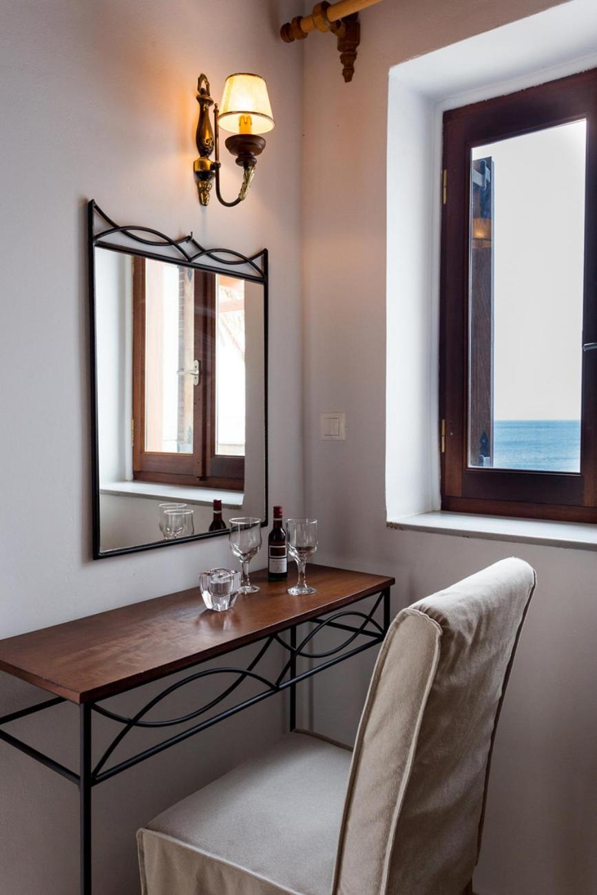 Pleiades Seaside Residences In Mani Agios Nikolaos  Pokoj fotografie